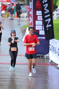 BIB: 3336, 1611
                            <button type="button" onclick="openModal(5734827)" class="btn btn-primary btn-sm float-right btn-popup" data-toggle="modal" data-target=".modal-high-quality">
                        <i class="fas fa-shopping-cart"></i> Add to Cart
                    </button>
                                            <button type="button" onclick="isThisMe(5734827, true)" class="btn btn-success btn-sm float-right btn-popup btn-isme hidden" data-toggle="tooltip" data-placement="bottom" title="นี่คือรูปของคุณใช่ไหม คลิกที่นี่เพื่อเอาเข้าอัลบั้ม">
                        <i class="fas fa-plus"></i> Add to album
                    </button>
                    <button type="button" onclick="isThisMe(5734827, false)" class="btn btn-warning btn-sm float-right btn-popup btn-isnotme hidden">
                        <i class="fas fa-ban"></i> Remove from album
                    </button>